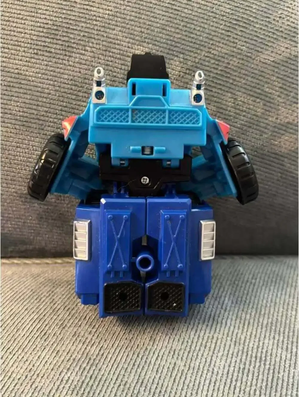 Hasbro Transformers Rescue Bots Optimus Prime Action Figure